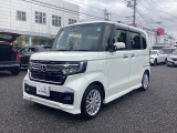 大人気NBOXカスタムターボ入庫しました。前オーナー様に大切に扱われてきた綺麗な車両です。