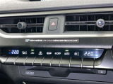左右独立温度コントロールフルオートエアコンです。運転席、助手席それぞれで独立して温度設定ができます。冷え性の方が乗っても安心ですね♪