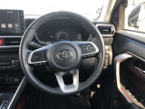 ハンドルは車を運転する上で、ずっと握っている重要なパーツです。手にフィットする物がいいですよね♪