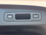 【パワーバックドア】スマートキーや運転席のボタンを押すだけでリアゲートが自動で開閉します!荷物を持っている時や、高い位置にあるバックドアを閉める際に便利な機能です♪