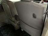 運転席背部にお買い物フックがございます^^