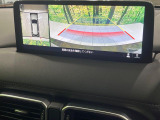 【360&deg;ビューモニター】専用のカメラにより、上から見下ろしたような視点で360度クルマの周囲を確認することができます☆死角部分も確認しやすく、狭い場所での切り返しや駐車もスムーズに行えます。