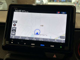 8インチディーラーオプションナビとなっております。インターナビも対応しているので日本全国おでかけすることができます!