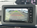 後方確認に便利なバックカメラ装備!!狭い駐車場や後方が確認しづらい場所に駐車するときや、車を切り返す時に安心の装備です!!