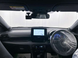 落ち着いたカラーの内装で、ゆったりと運転したい方に。