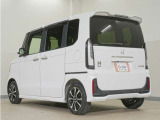 当社では、お客様に安心してお車をお選びいただくため、ご購入前に現車のご確認をお願いしております。