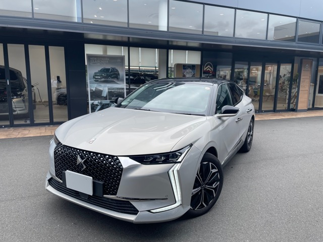 DS4  リヴォリ E-TENSE