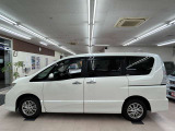 セレナ 2.0 ライダー 4WD 