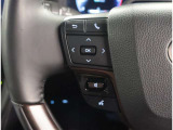 ハンドルから手を放さずに操作出来ますので、安全運転にもつながりますね