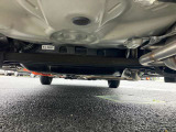 下廻りもとてもキレイな状態です、長くお乗り頂けるよう弊社はサビ腐食のない車両を厳選仕入れしています!