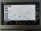 お出かけの際に安心のナビ付です☆バックカメラ機能で駐車もスムーズに行えます。