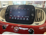 お持ちのスマートフォンが使える、Car Play&Android Auto対応のU-Connectを搭載。ナビゲーションアプリがご利用いただけます。