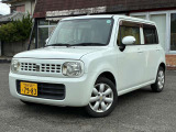 ロイヤルオートのお車をご覧頂き有難う御座います。論田町のロンデンカーシティ内にございます。軽トラからレクサスまでお探しのお車があればお気軽にご相談下さい。