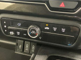 オートエアコンのお車ですので室内の温度をスムーズに調整してくれます♪