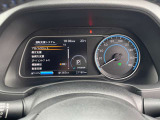 運転支援システムなどのお車の様々な情報がメーター内で確認、設定できます