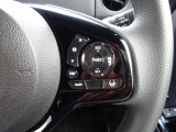 Hondaセンシングの機能のひとつ、アダプティブクルーズコントロール付!アクセルから足を離しても設定したスピードと前車との車間を保ち走行してくれます!車線維持もアシスト☆高速道路で疲労軽減ですね☆