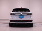 お車のご案内からご納車まで丁寧にサポートいたしますのでぜひお任せください。