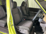当車両は、次のお客様に気持ちよくお乗りいただくため、専門スタッフによる【徹底シートクリーニング】を施工済みです!