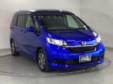 ご覧のように綺麗にクリーニングされており、とてもキレイなボディですよ。外装はもちろん内装も綺麗です。