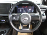 運転が楽しくなる明るく開放的な運転席まわりです。