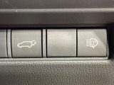 【パワーバックドア】スマートキーや運転席のボタンを押すだけでリアゲートが自動で開閉します!荷物を持っている時や、高い位置にあるバックドアを閉める際に便利な機能です♪