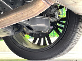 お車を安心してお乗りいただく為には、足回りの定期点検が欠かせません。サービスサポート(有償保証)では無料点検もご提供しており、安心のカーライフをお過ごしいただけるサポート体制が整っています。