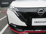 夜間走行の様々な局面に向けて、LEDヘッドランプで視認性をしっかり確保☆ハロゲンヘッドランプのおおよそ2倍の光量で、広範囲に明るくドライバーをサポートしてくれます。