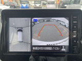アラウンドビューモニターは4方のカメラで真上から車を見たようにモニターで確認ができる日産の自慢の装備です。是非実際の車で体感してみてください。