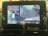 『アラウンドビューモニター』はスムーズな駐車と安全確認をサポートします。