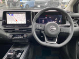 ハンドルは軽やかに回り、気持ちよく運転が出来ます。