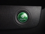 ECONボタンで低燃費モードに☆☆☆ECONスイッチを上手に使ってエコドライブ♪♪環境にもお財布にも優しい装備です☆☆☆