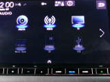 フルセグテレビ搭載。DVD・CD再生・SDカード、USB入力に対応しています。