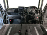 【前方視界】開放的な前方視界!運転がしやすく疲れにくいです♪窓が大きく、見通しがとっても良いおクルマですよ♪