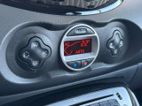 夏でも冬でもお好みの温度に設定しておけば、AUTO ボタンひとつで快適な車内空間へ!風の強さや温度、内外気の切り替えも自動で調整してくれます♪