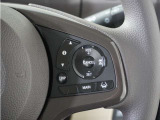 ◆アダプティブクルーズコントロール◆予め設定した車速内でクルマが自動的に加減速。前走車との適切な車間距離を維持しながら追従走行します。【LKAS】車線維持支援システムでステアリング操作を支援。