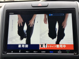 停車中にテレビや映像を楽しむことが可能です。休憩時間などに、リラックスした時間を過ごせます。長距離移動も快適になります。