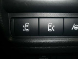 両側電動オートスライドドア付き!!運転席のスイッチでも開閉可能です♪重い荷物を持っている時や、雨の日に重宝します!小さいお子様がいても巻き込み防止機能や手動のみに切替も出来ますので安心です♪