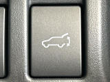【パワーバックドア】スマートキーや運転席のボタンを押すだけでリアゲートが自動で開閉します!荷物を持っている時や、高い位置にあるバックドアを閉める際に便利な機能です♪