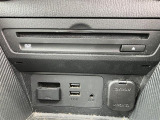 中古車でも安心してお乗りいただく為に、無料保証を付帯。もちろん、全国対応の保証となりますので安心してお買い求めいただけます。最長3年の有償保証もご用意しております。※一部対象外の車両もございます。