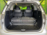 普段のお買い物や通勤、送迎等に十分な荷室スペースを確保しております。セカンドシートを倒すと、大きな荷物の積載も可能です♪