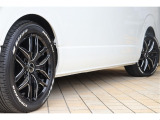 【希少在庫グランドキャビン/ガソリン4WD】専用ベッドキット装備済み♪ALPINEツインモニター♪