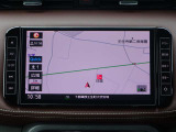 【ナビ】メモリーナビ(MM322D-L)付きです。目的地を設定すれば初めての場所でも簡単に行くことができます。もちろん音楽だって聴けちゃいます♪