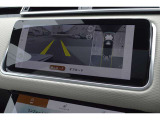 バックカメラおよびガイドライン表示が装着されていますので、車庫入れが苦手な人でもアシストしてくれます