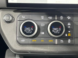 電子制御エアサスペンション 走行中や停車時に車高を上げ下げすることで、多用途性を高めます。乗員の乗り降りの際やトランクに荷物などを積み込むときにも便利です。
