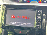 【純正ナビ】人気の純正ナビを装備しております。ナビの使いやすさはもちろん、オーディオ機能も充実!キャンプや旅行はもちろん、通勤や買い物など普段のドライブも楽しくなるはず♪