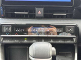 嬉しいオートエアコン装備です!1年中快適な室内に!車内温度を設定すると、風量を自動で調節してくれます♪