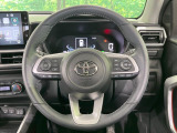 【純正革巻きステアリング】上質な革を使用することで、手にしっかり馴染みとても運転しやすいハンドルです♪
