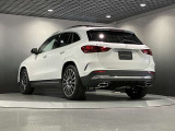 「認定中古車」は納車前整備がポイントです。メルセデス・ベンツの定める厳しい基準をクリアしたお車のみご案内させて頂きます。納車前整備はメーカー規定に基づき自社工場で入念に行なわれます。