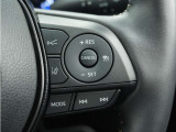 ◆アダプティブクルーズコントロール◆予め設定した車速内でクルマが自動的に加減速。前走車との適切な車間距離を維持しながら追従走行します。【LKAS】車線維持支援システムでステアリング操作を支援。