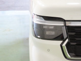 LEDヘッドライトは、点灯の瞬間から光量を発揮し、突然暗くなるトンネルなどでの安定感を高めます。